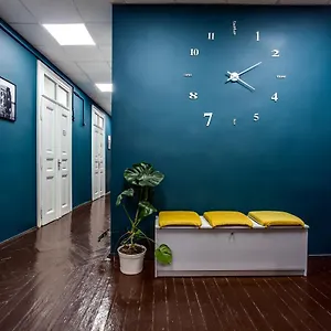  Hostel Mister
